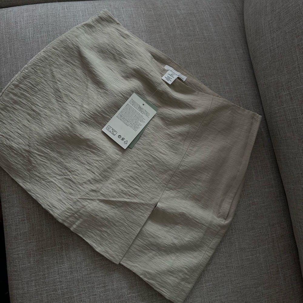 H&M skirt size medium NWT